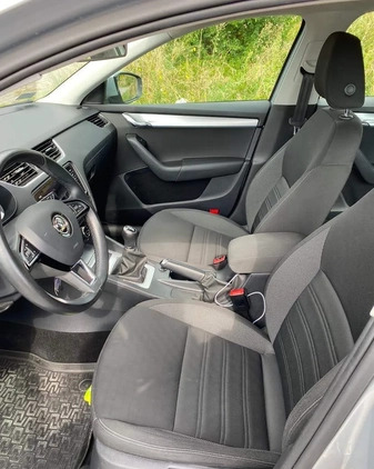 Skoda Octavia cena 67900 przebieg: 136616, rok produkcji 2018 z Września małe 46